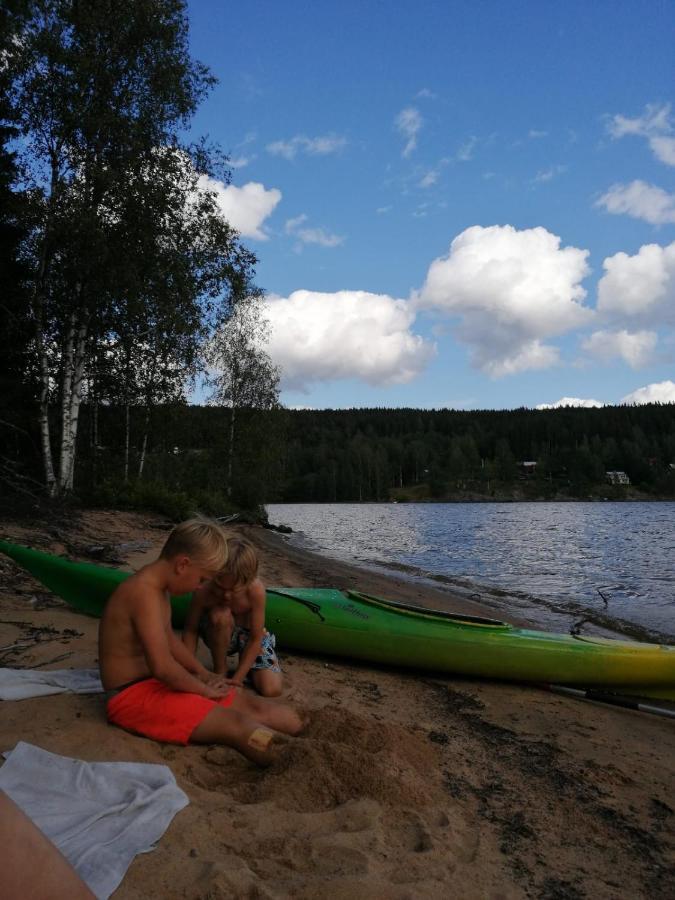Gräsmark Hostel And Vandrarhem Lupin Naturcamping Lagom מראה חיצוני תמונה